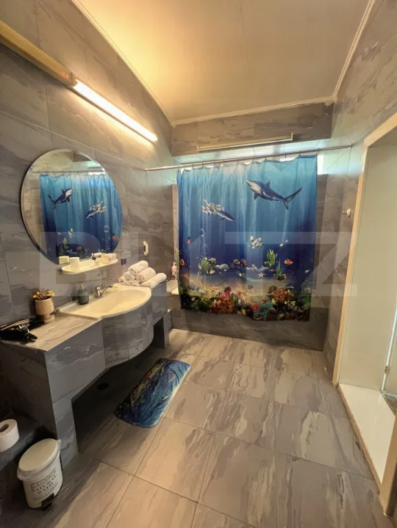 carousel-thumb-1